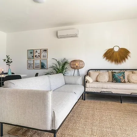 Sun Surf - Brand New & Cozy In Apartment