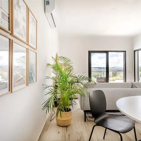 Sun Surf - Brand New & Cozy In Apartment